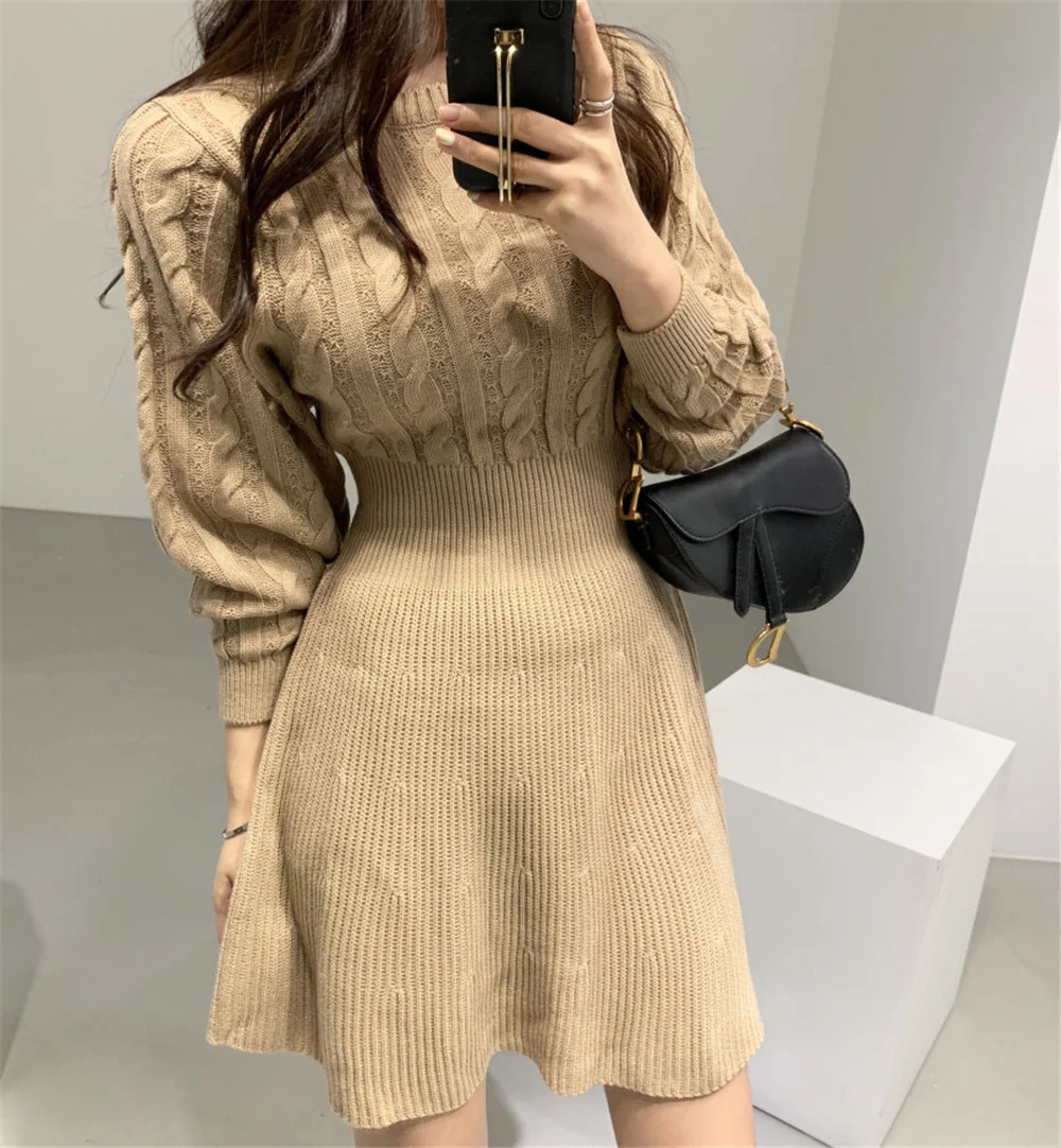 Korean Chic Fashionable round Neck Hemp Pattern Tight Waist Slimming and Short Small A- Line Knitted Dress
Korean Chic Fashionable round Neck Hemp Pattern Tight Waist Slimming and Short Small A- Line Knitted Dress