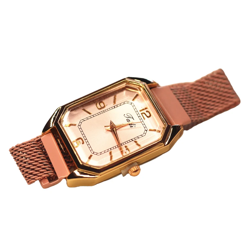 Ladies Fashion Korean Rhinestone Rose Gold Quartz Watch Female Belt Watch Women's Watches Fashion Clock Watch Women Watches
Ladies Fashion Korean Rhinestone Rose Gold Quartz Watch Female Belt Watch Women's Watches Fashion Clock Watch Women Watches