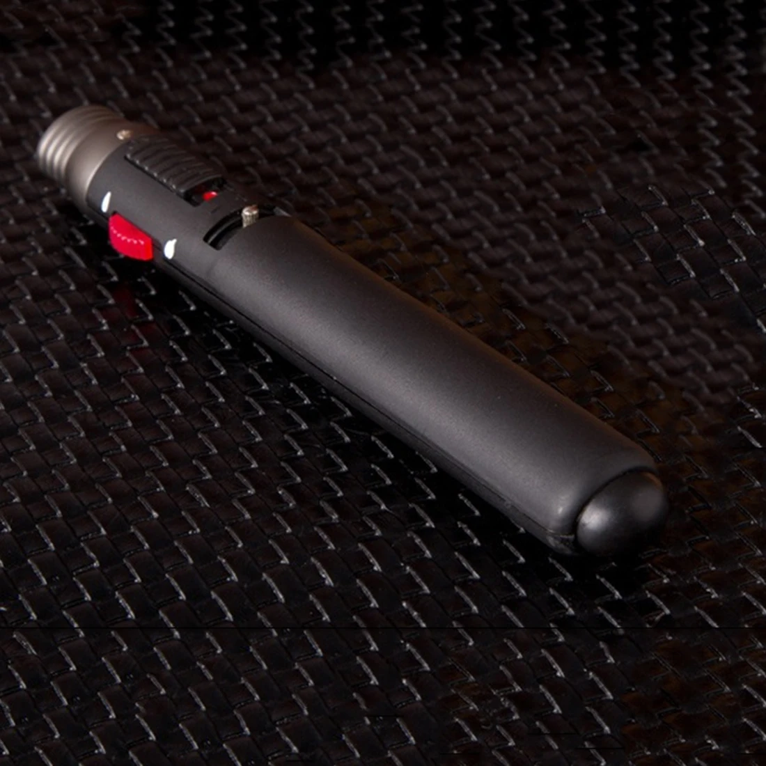 Outdoor lighter welding gun welding pen 1300 degree jet flame pen butane refillable gas
Outdoor lighter welding gun welding pen 1300 degree jet flame pen butane refillable gas