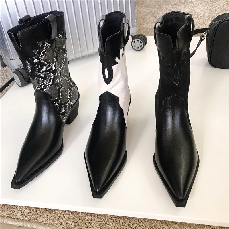 2021 Autumn New Boots Fashion Style Color Matching Snake Print Pointed Toe Short Boots Female Thick Heel High Heel Women Boots
2021 Autumn New Boots Fashion Style Color Matching Snake Print Pointed Toe Short Boots Female Thick Heel High Heel Women Boots