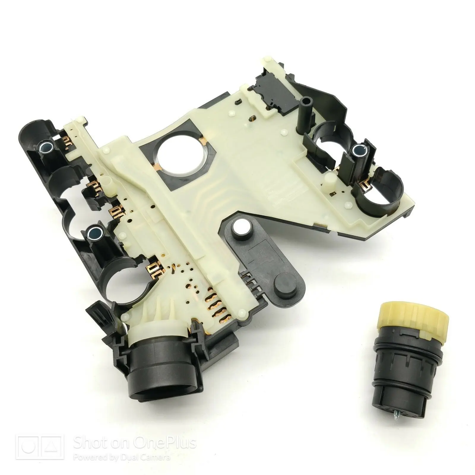 1402701261 Transmission Valve Body Conductor Plate OEM 52108308AB 52108308AC Fit for Dodge
1402701261 Transmission Valve Body Conductor Plate OEM 52108308AB 52108308AC Fit for Dodge