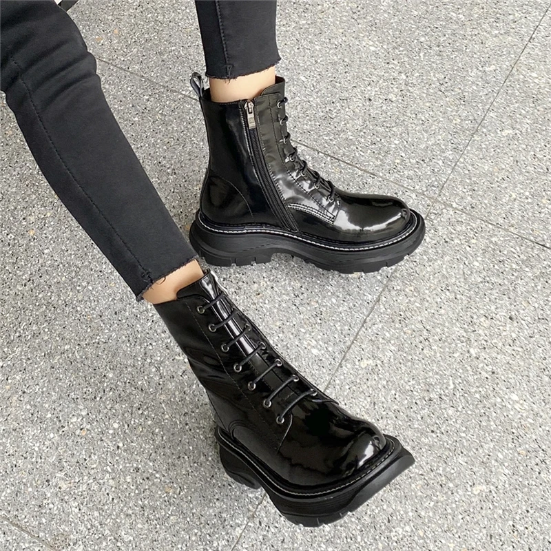 VERCONAS Autumn Winter Warm Women Ankle Boots Genuine Leather Shoes Woman New Narrow Band Platforms Fashion Casual Snow Boots
VERCONAS Autumn Winter Warm Women Ankle Boots Genuine Leather Shoes Woman New Narrow Band Platforms Fashion Casual Snow Boots