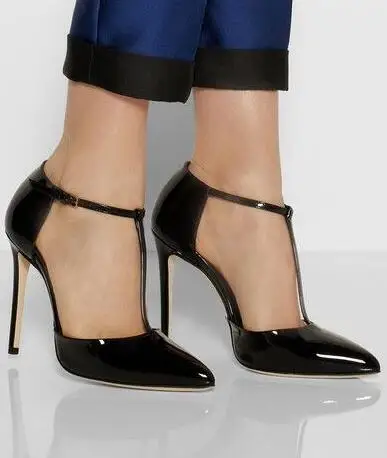 Женские туфли телесного цвета на высоком каблуке с круглым носком и Т-образным