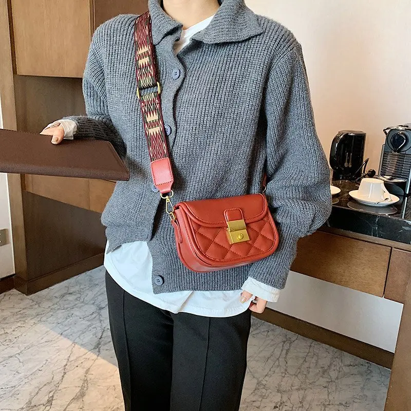 Small Crossbody Bags for Women 2020 Luxury Designer Quality PU Leather Shoulder Bag Female Trending Travel Purses And Handbags
Small Crossbody Bags for Women 2020 Luxury Designer Quality PU Leather Shoulder Bag Female Trending Travel Purses And Handbags