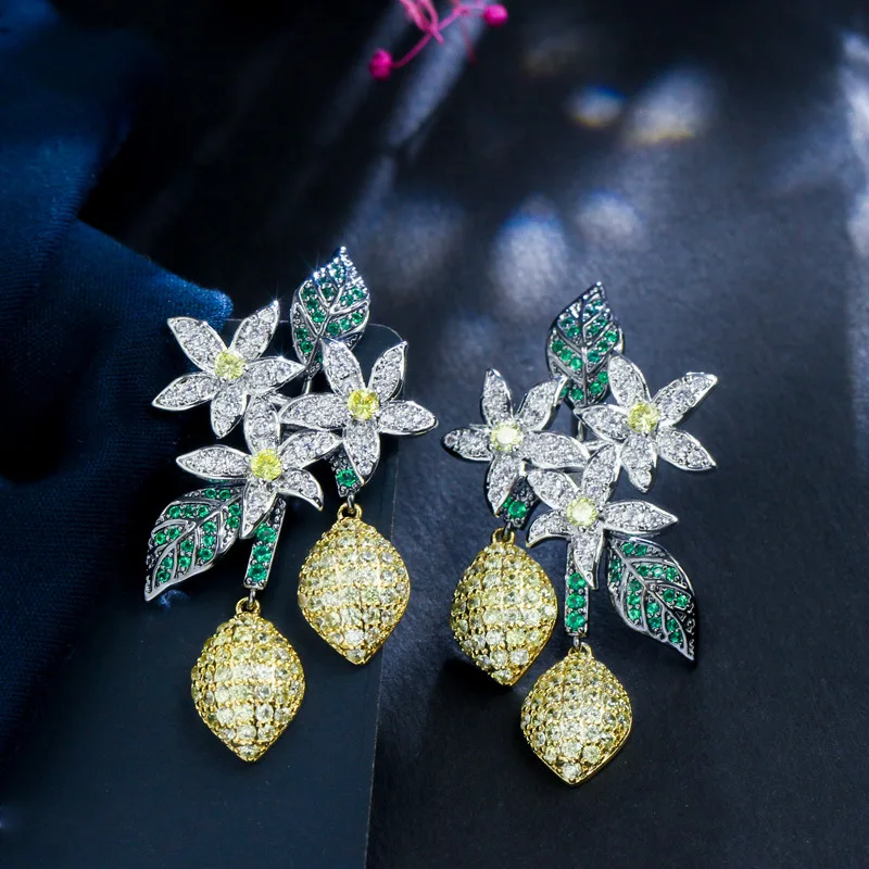 CIZEVA Exaggerated Lemon Tree Drop Earrings for Women Color Shiny Zircon Vintage Leaves Earrings Punk Black Gold Color Jewelry
CIZEVA Exaggerated Lemon Tree Drop Earrings for Women Color Shiny Zircon Vintage Leaves Earrings Punk Black Gold Color Jewelry