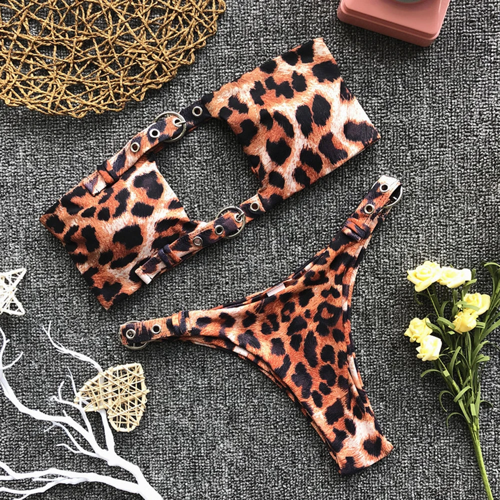 Vigorashely Hollowed Swimwear Women Sexy Bandeau Bikini Set Thong Swimsuit 2020 Off The Shoulder Bikini Bathing Suit Swim Wear
Vigorashely Hollowed Swimwear Women Sexy Bandeau Bikini Set Thong Swimsuit 2020 Off The Shoulder Bikini Bathing Suit Swim Wear