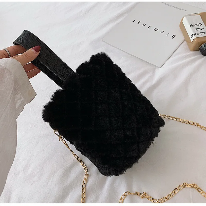 2021 Summer New Rabbit Ears Small Female Texture Bucket Fashion Leisure Shoulder Purse Handbag Messenger Bag With Fur Handle
2021 Summer New Rabbit Ears Small Female Texture Bucket Fashion Leisure Shoulder Purse Handbag Messenger Bag With Fur Handle