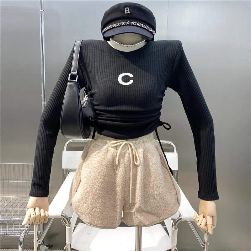 Новая брендовая нишевая дизайнерская простая футболка с буквенным принтом и длинным рукавом 2021 Тонкий Универсальный плиссированный топ в ...
Новая брендовая нишевая дизайнерская простая футболка с буквенным принтом и длинным рукавом 2021 Тонкий Универсальный плиссированный топ в ...