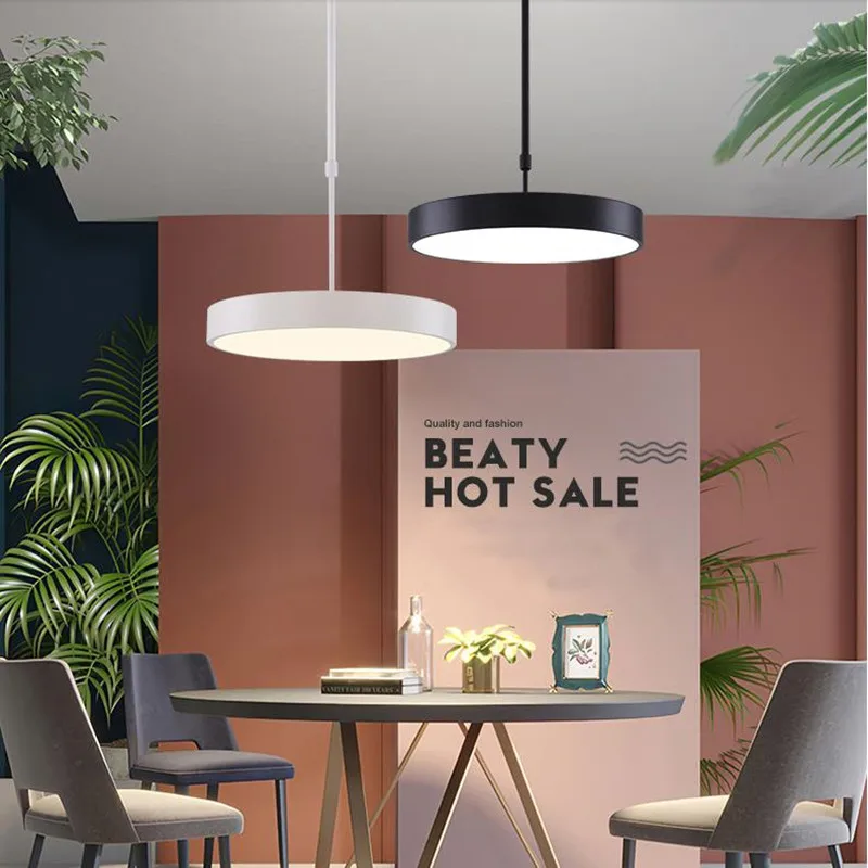 Simple and modern led circular ceiling lamp for restaurants, study, clothing stores and offices
Simple and modern led circular ceiling lamp for restaurants, study, clothing stores and offices