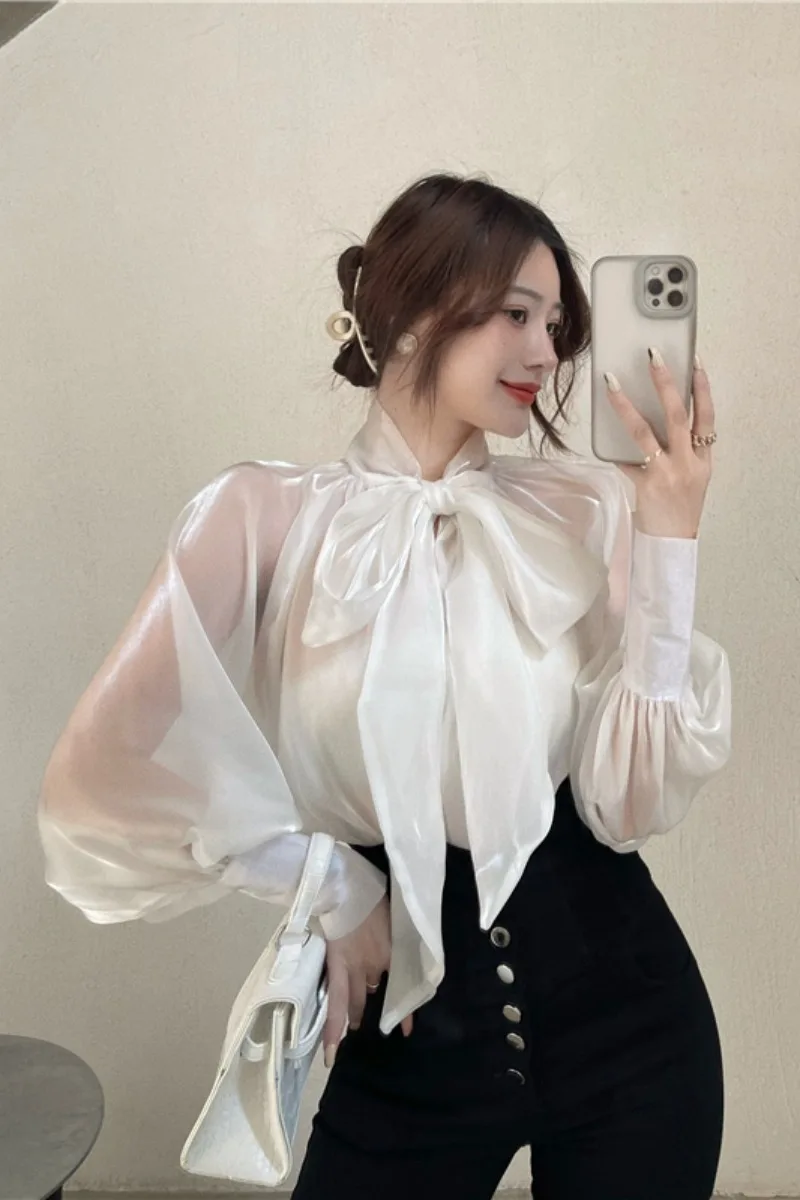 VANOVICH 2021 New Spring Fashion Temperament Women Blouses and Tops Long Sleeves Bow Solid Color Women Clothing
VANOVICH 2021 New Spring Fashion Temperament Women Blouses and Tops Long Sleeves Bow Solid Color Women Clothing