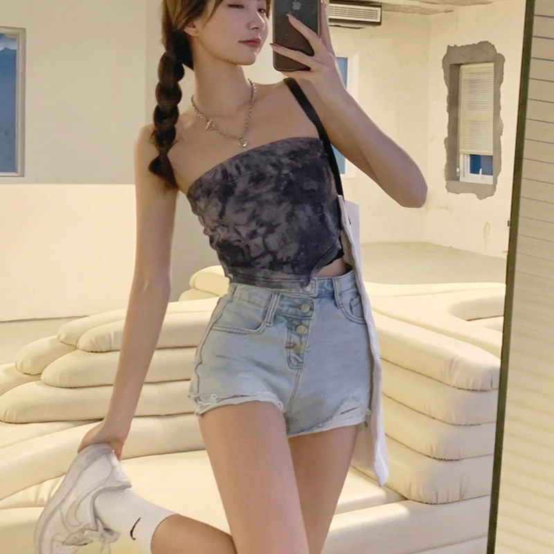 High Waist Denim Shorts For Women Hollow Out Design Korean High Waist Wide Leg Shorts Female 2021 Summer Streetwear Jeans Shorts
High Waist Denim Shorts For Women Hollow Out Design Korean High Waist Wide Leg Shorts Female 2021 Summer Streetwear Jeans Shorts