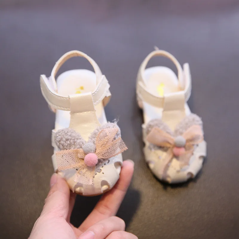 Girls Sandals Summer 2021 New Princess Shoes Baby Toddler Shoes Korean Little Girl Soft Non-slip Bottom Sandals
Girls Sandals Summer 2021 New Princess Shoes Baby Toddler Shoes Korean Little Girl Soft Non-slip Bottom Sandals