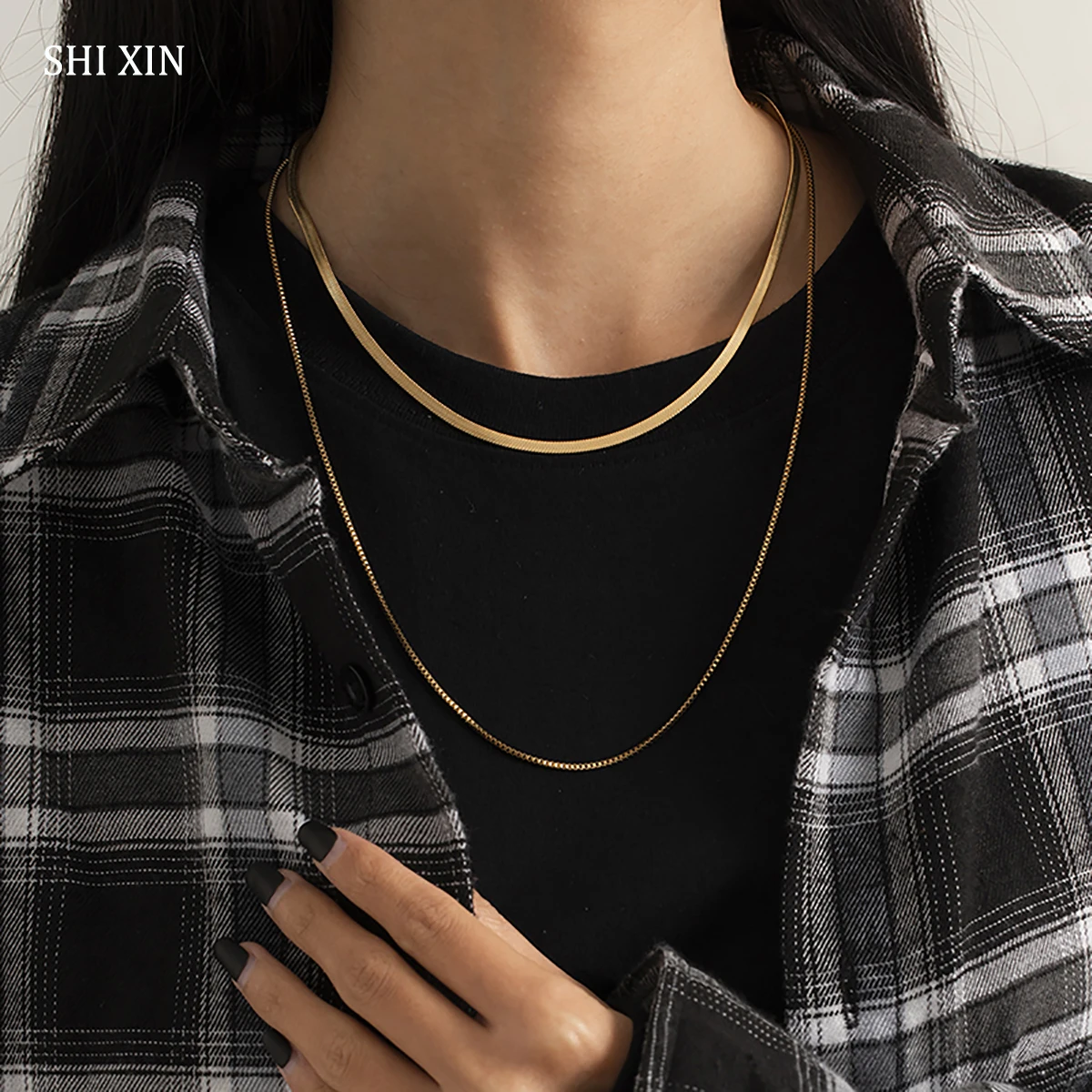 SHIXIN Layered Snake Chain Choker Necklace for Women/Men Punk Simple Gold Color Chain Necklace on Neck Trendy Jewelry 2021 Gifts
SHIXIN Layered Snake Chain Choker Necklace for Women/Men Punk Simple Gold Color Chain Necklace on Neck Trendy Jewelry 2021 Gifts