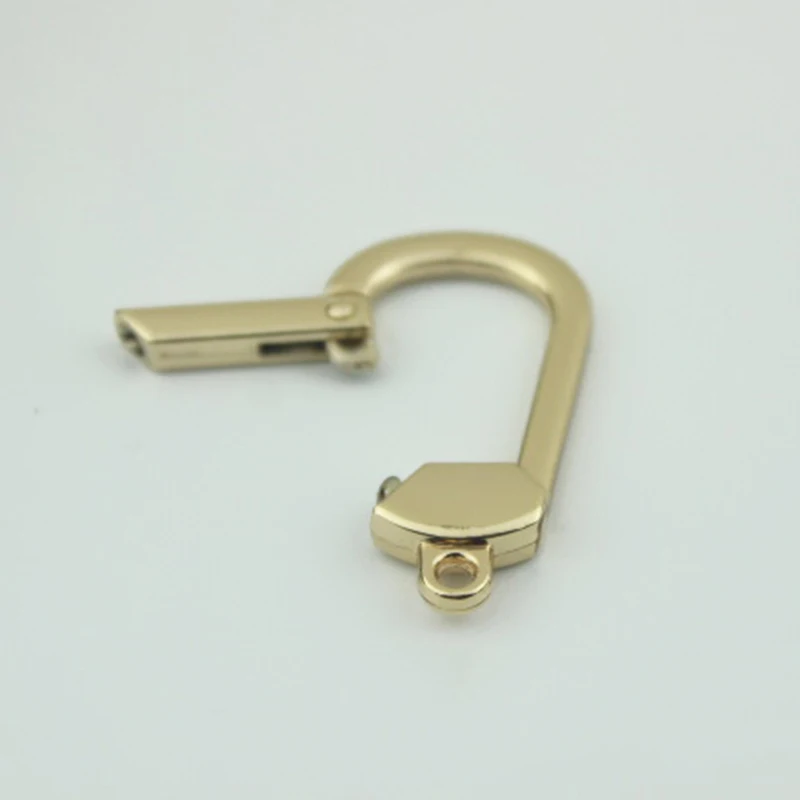 1pcs Fashion Metal Hook Buckle Durable Lobster Clasp for DIY Handbag Bag Purse Luggage Hardware Closure Bag Parts Accessories
1pcs Fashion Metal Hook Buckle Durable Lobster Clasp for DIY Handbag Bag Purse Luggage Hardware Closure Bag Parts Accessories