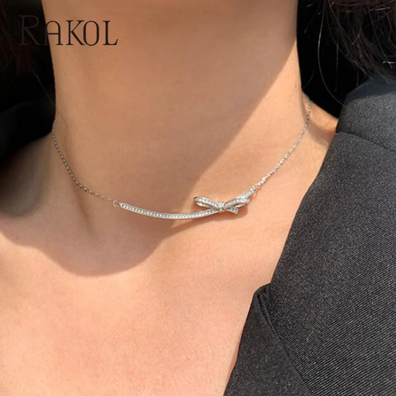 RAKOL New Fashion Romantic Butterfly Bowknot Cubic Zirconia Pendant Necklaces for Girl Women Causal Dress Simple Jewelry NP2073
RAKOL New Fashion Romantic Butterfly Bowknot Cubic Zirconia Pendant Necklaces for Girl Women Causal Dress Simple Jewelry NP2073