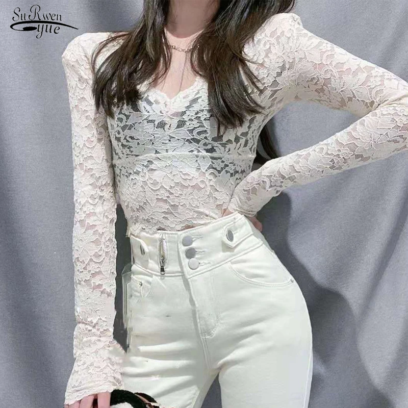 Autumn New Slim Long-sleeve Lace Bottoming Shirt Women Sexy See-through Inner Wear Woman Shirt V-neck Elegant Retro Blouse 16123
Autumn New Slim Long-sleeve Lace Bottoming Shirt Women Sexy See-through Inner Wear Woman Shirt V-neck Elegant Retro Blouse 16123