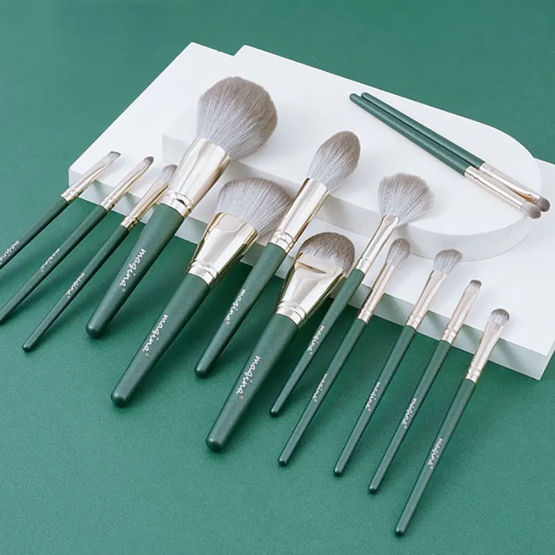 14PCS Professional Makeup Tools Makeup Brushes Set, Foundation, Eye Shadow, Concealer, Lip Gloss, Makeup Brush, Makeup Kit
14PCS Professional Makeup Tools Makeup Brushes Set, Foundation, Eye Shadow, Concealer, Lip Gloss, Makeup Brush, Makeup Kit