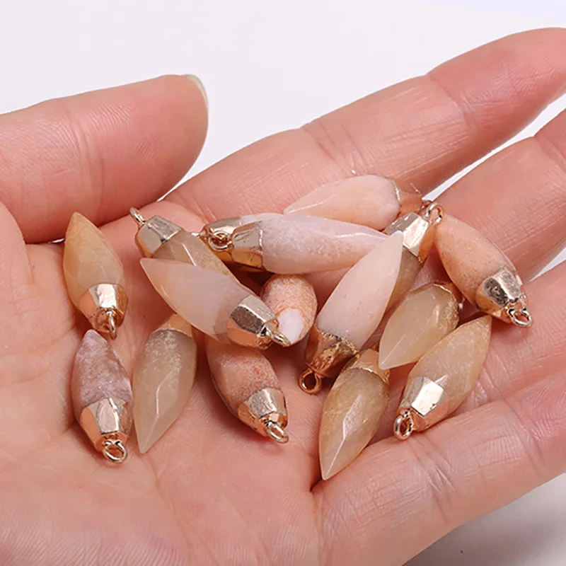 2pcs Natural Stone Pendant Pink Aventurines Faceted Irregular Pendant Necklace For DIY Jewelry Best Birthday Gift Size 13x26mm
2pcs Natural Stone Pendant Pink Aventurines Faceted Irregular Pendant Necklace For DIY Jewelry Best Birthday Gift Size 13x26mm