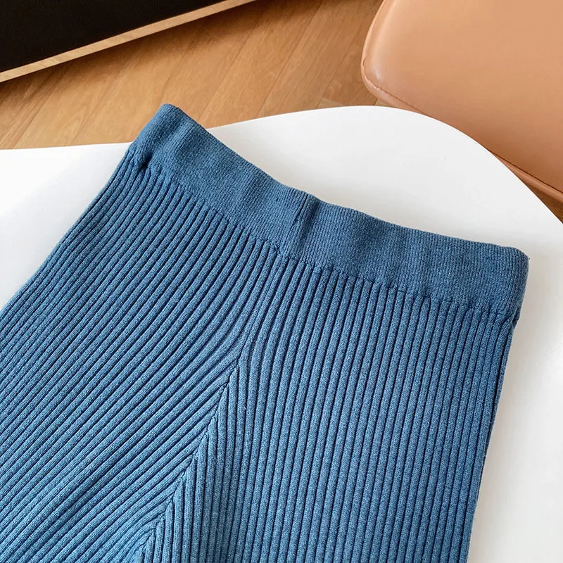 HARLEYFASHION Women Casual Stripe Knitted 2 Piece Sets Loose Split Raglan Sleeve Pullover And Wide Leg Pants Streetwear Style
HARLEYFASHION Women Casual Stripe Knitted 2 Piece Sets Loose Split Raglan Sleeve Pullover And Wide Leg Pants Streetwear Style