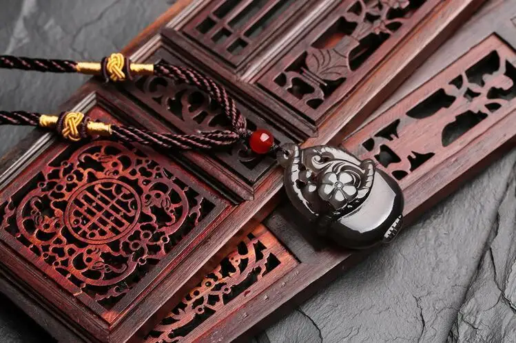 LETSFUN Fine Jewelry Natural Color Obsidian Hand Carved Lucky Blooming Flowers Flower Basket Pendant Free Shipping
LETSFUN Fine Jewelry Natural Color Obsidian Hand Carved Lucky Blooming Flowers Flower Basket Pendant Free Shipping