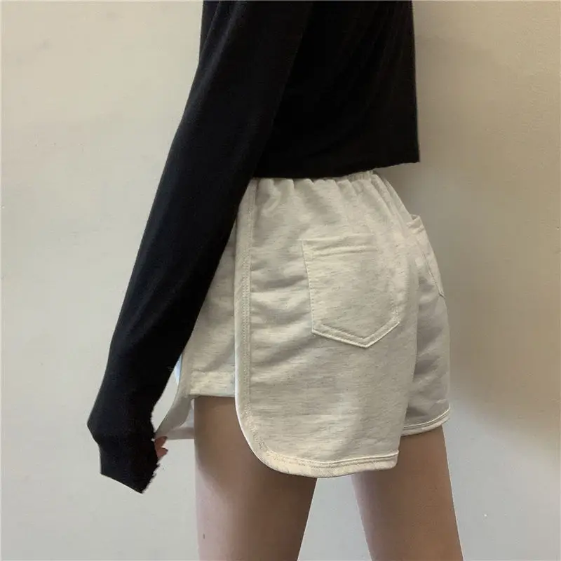 Pants Women's Summer 2021 New Korean Loose Casual Sports Shorts Versatile High-waist Knee Length Pants
Pants Women's Summer 2021 New Korean Loose Casual Sports Shorts Versatile High-waist Knee Length Pants