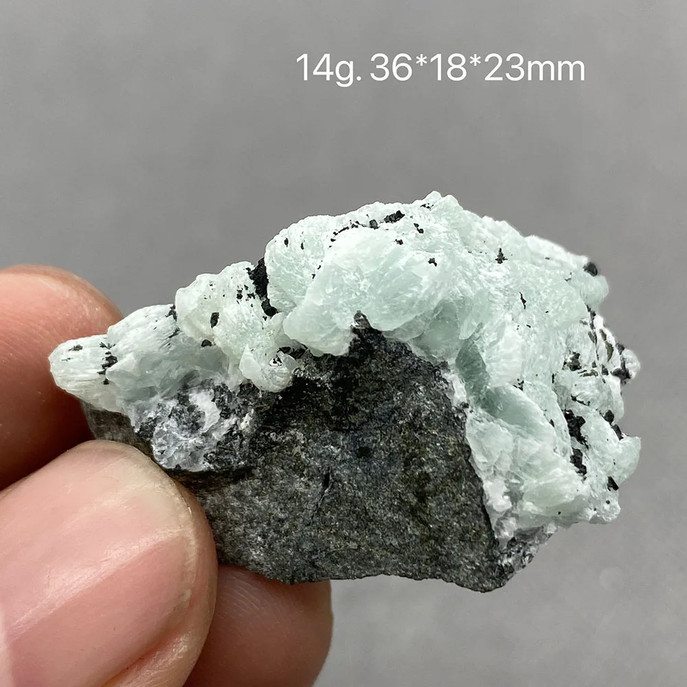 100% Natural rare Prehnite Mineral Specimens stones and crystals healing crystals quartz gemstones from CHINA free shipping
100% Natural rare Prehnite Mineral Specimens stones and crystals healing crystals quartz gemstones from CHINA free shipping