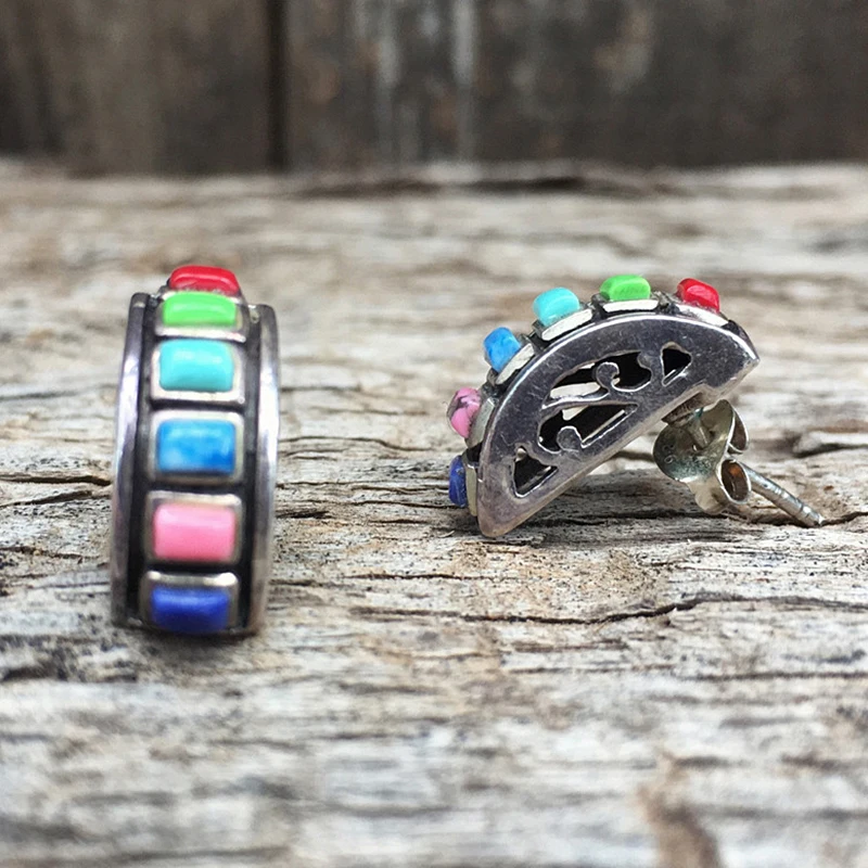 Vintage Rainbow Stud Earring Charm Half Round Circle Ear Studs for Men Women ear Bijoux Fashion Jewelry Brincos Gifts A5D383
Vintage Rainbow Stud Earring Charm Half Round Circle Ear Studs for Men Women ear Bijoux Fashion Jewelry Brincos Gifts A5D383