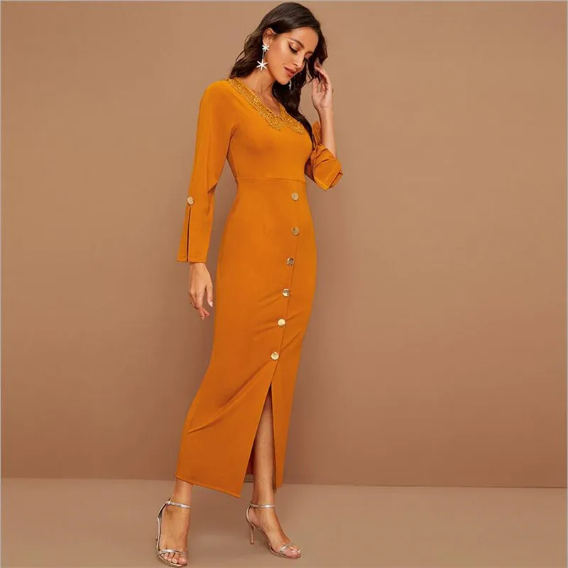 Dubai Elegant Women Solid Color Long Dress Islamic Clothing Arabic Abaya Lace Collar Maxi Robe Gown Front Buttons Slim Fashion 
Dubai Elegant Women Solid Color Long Dress Islamic Clothing Arabic Abaya Lace Collar Maxi Robe Gown Front Buttons Slim Fashion