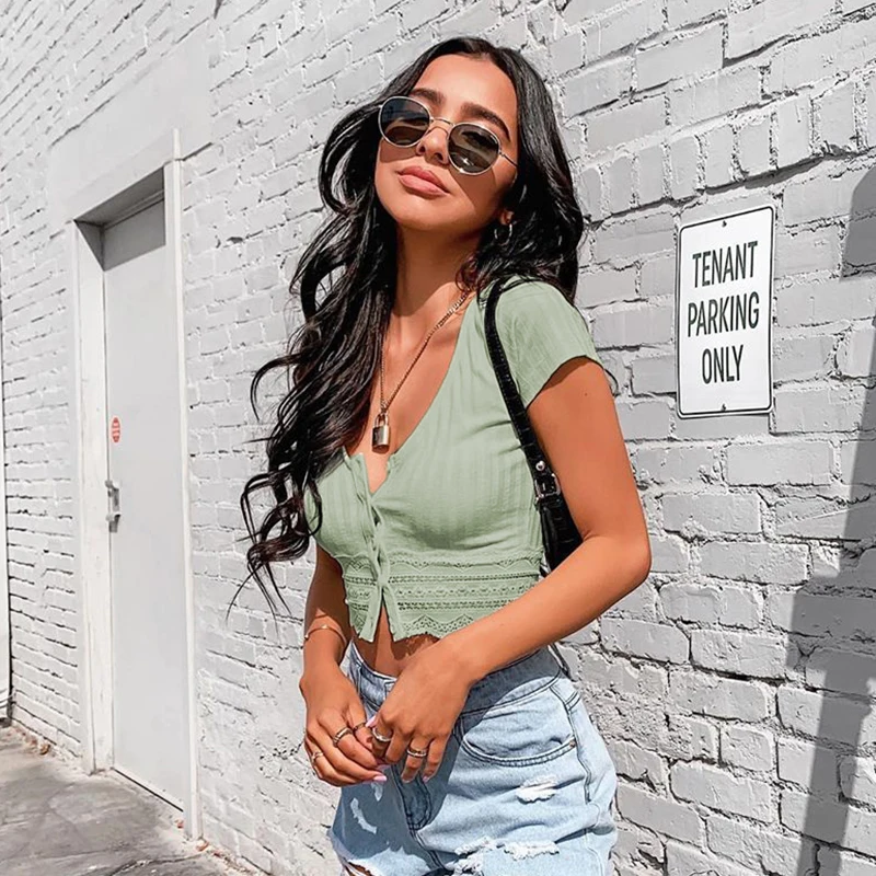 New 2020 Summer Women Crop Top Slim Knitted Short Sleeves Button T-shirts Bodycon Lace Patch work Crop Top Tee Shirts
New 2020 Summer Women Crop Top Slim Knitted Short Sleeves Button T-shirts Bodycon Lace Patch work Crop Top Tee Shirts