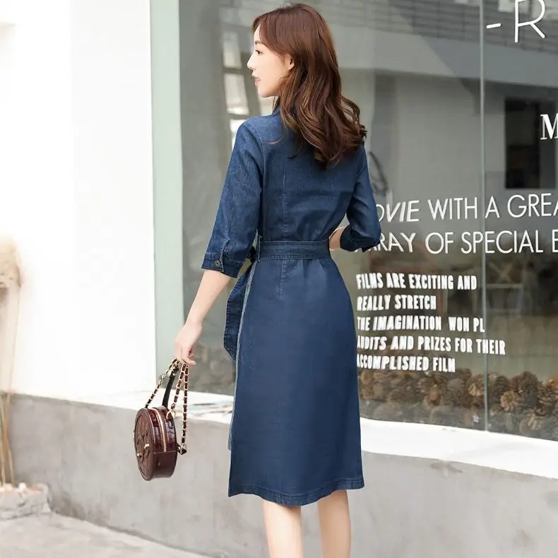 Temperament Denim Dress Women's New Spring Dress V-neck Middle Sleeve Stitching Medium Long Skirt
Temperament Denim Dress Women's New Spring Dress V-neck Middle Sleeve Stitching Medium Long Skirt