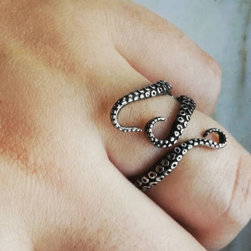 New Fashion Men Adjustable Ring Eight Punk Octopus Catch Domineering Personality Male Jewelry Opening Finger Rings
New Fashion Men Adjustable Ring Eight Punk Octopus Catch Domineering Personality Male Jewelry Opening Finger Rings