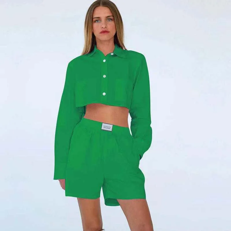New Autumn Ladies Short Sets Long-sleeved Solid Color Shirt + Wide-leg Shorts Commuter Sports Casual Women's Two-piece Suit WF54
New Autumn Ladies Short Sets Long-sleeved Solid Color Shirt + Wide-leg Shorts Commuter Sports Casual Women's Two-piece Suit WF54
