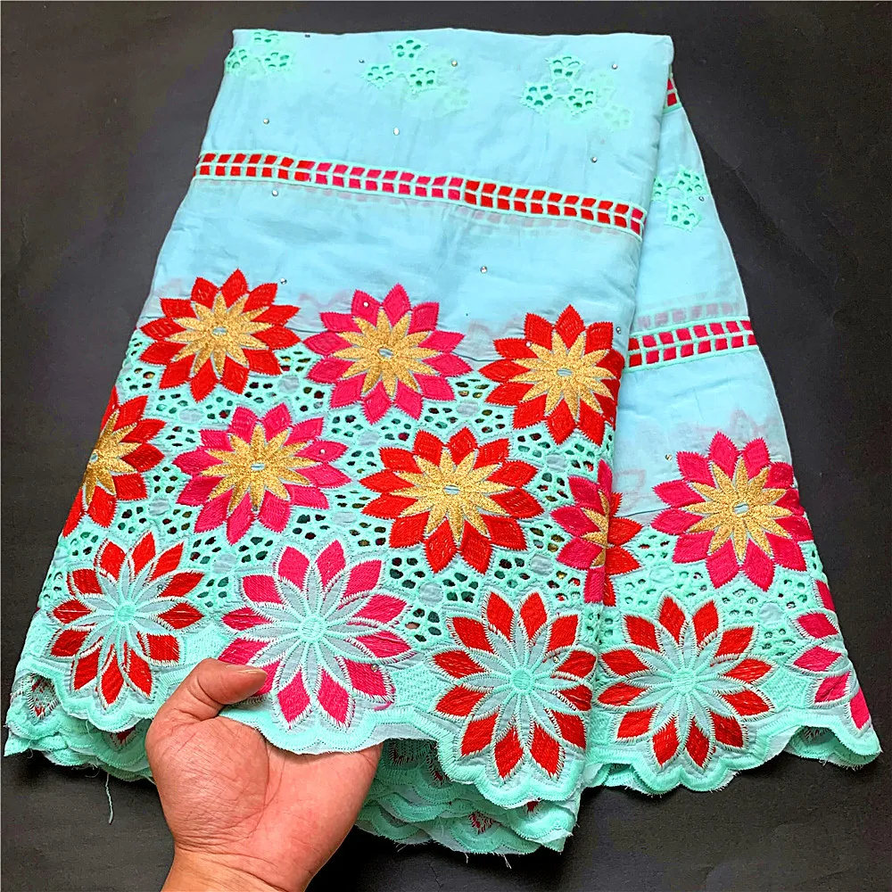 cotton Nigerian lace fabric high quality lace 2021 swiss voile lace fabric embroidered african dry lace for wedding hz1139
cotton Nigerian lace fabric high quality lace 2021 swiss voile lace fabric embroidered african dry lace for wedding hz1139