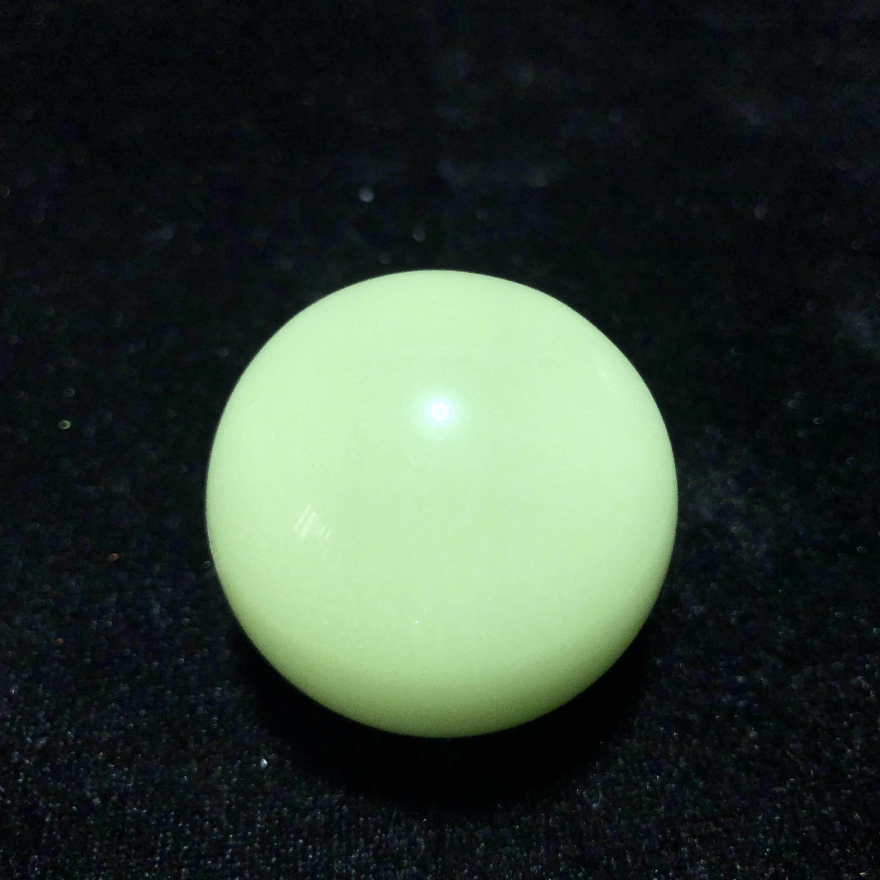 Luminous Hand-Polished Sphere Chakra Healing Reiki Stone Home Decoration Stone Handicraft Decoration Sphere
Luminous Hand-Polished Sphere Chakra Healing Reiki Stone Home Decoration Stone Handicraft Decoration Sphere