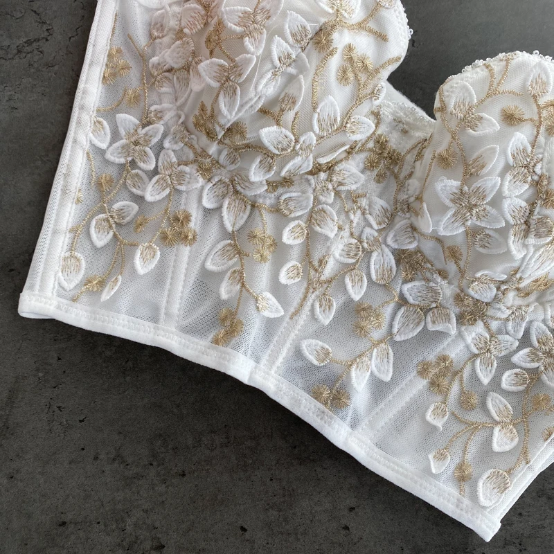 Women's Dancing Suspender Vest Embroidered Underwear On The Inside Lace French Sexy Body Shaping Push Up Bra White Lingerie Bras
Women's Dancing Suspender Vest Embroidered Underwear On The Inside Lace French Sexy Body Shaping Push Up Bra White Lingerie Bras