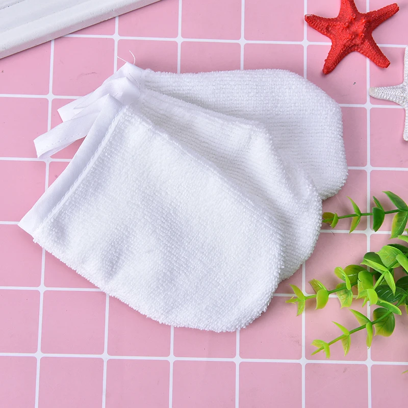 1PC 12cm x 8.5cm Beauty Reusable Facial Micro fiber Face Towel Makeup Remover Cleansing Glove Tool
1PC 12cm x 8.5cm Beauty Reusable Facial Micro fiber Face Towel Makeup Remover Cleansing Glove Tool
