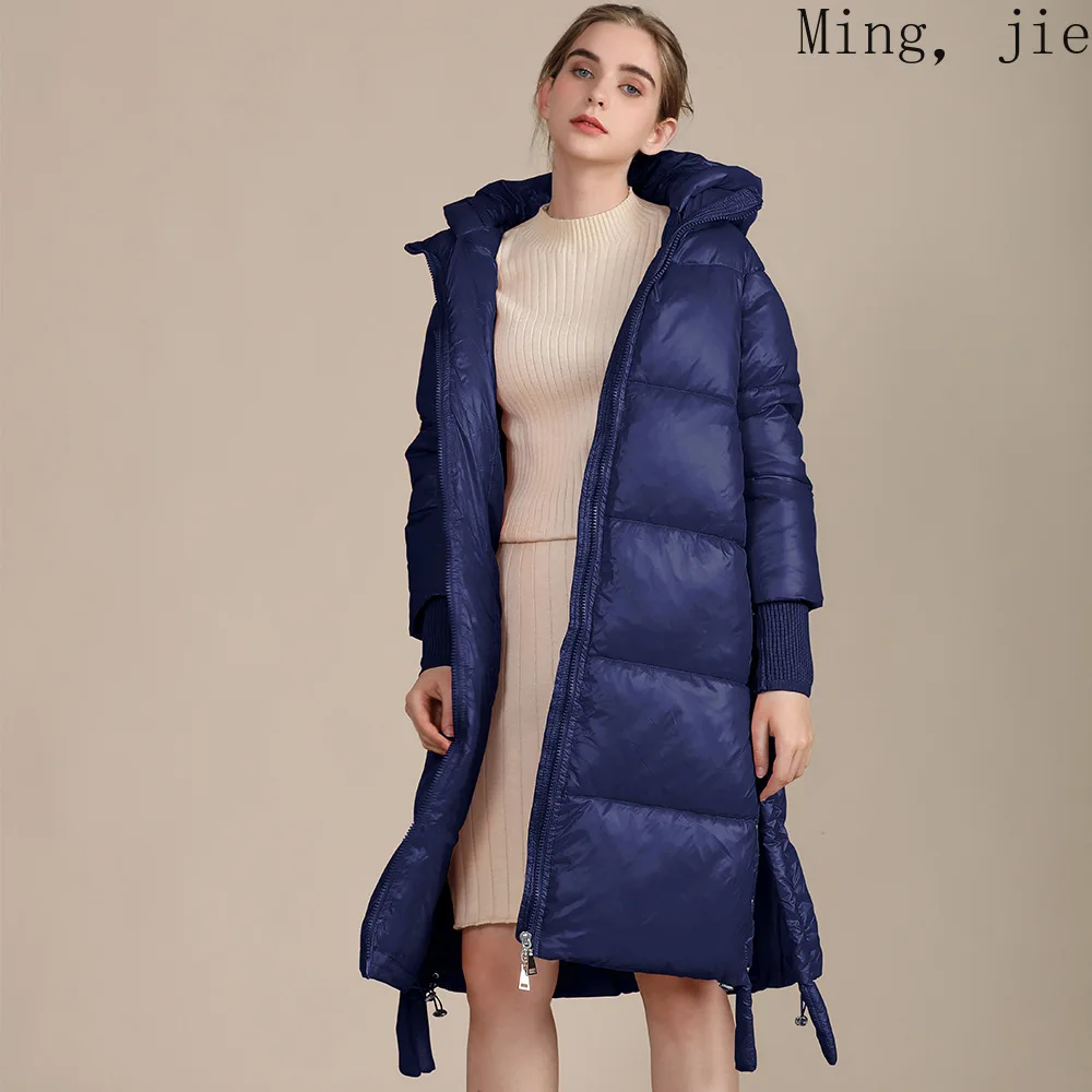 The New Winter Autumn Lengthened Knee-length Bright Quilted Jacket Thick Women's Loose Warm Jacket Bubble Luxury
The New Winter Autumn Lengthened Knee-length Bright Quilted Jacket Thick Women's Loose Warm Jacket Bubble Luxury