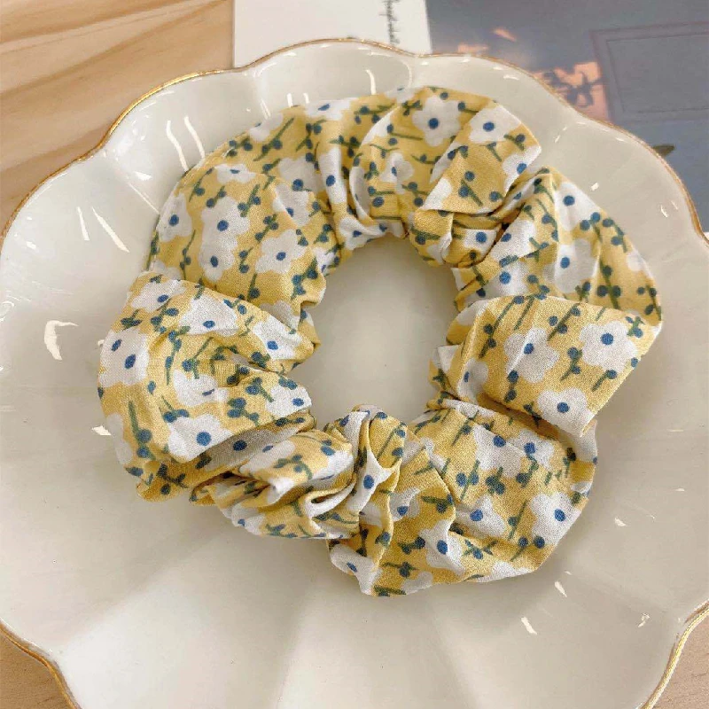 Chiffon Floral Print Scrunchies Elastic Hair Bands 2021 New Women Girls Hair Accessories Ponytail Holder Hair Ties Rope 
Chiffon Floral Print Scrunchies Elastic Hair Bands 2021 New Women Girls Hair Accessories Ponytail Holder Hair Ties Rope