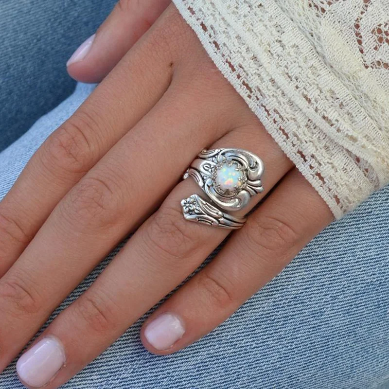 

Fashion Silver Plated White Fire Opal Ring Thumb Birthstone Rings for Women Female Promise Wedding Ring Boho Jewelry