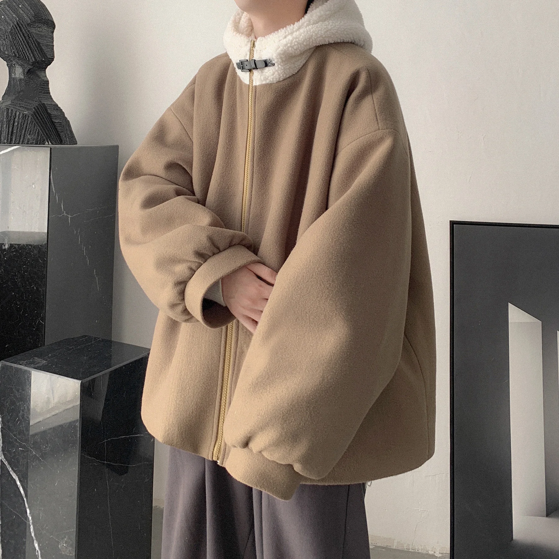 Cotton casual loose jacket couple hooded lamb wool stitching fabric fashion warmth thickening trend handsome jacket
Cotton casual loose jacket couple hooded lamb wool stitching fabric fashion warmth thickening trend handsome jacket