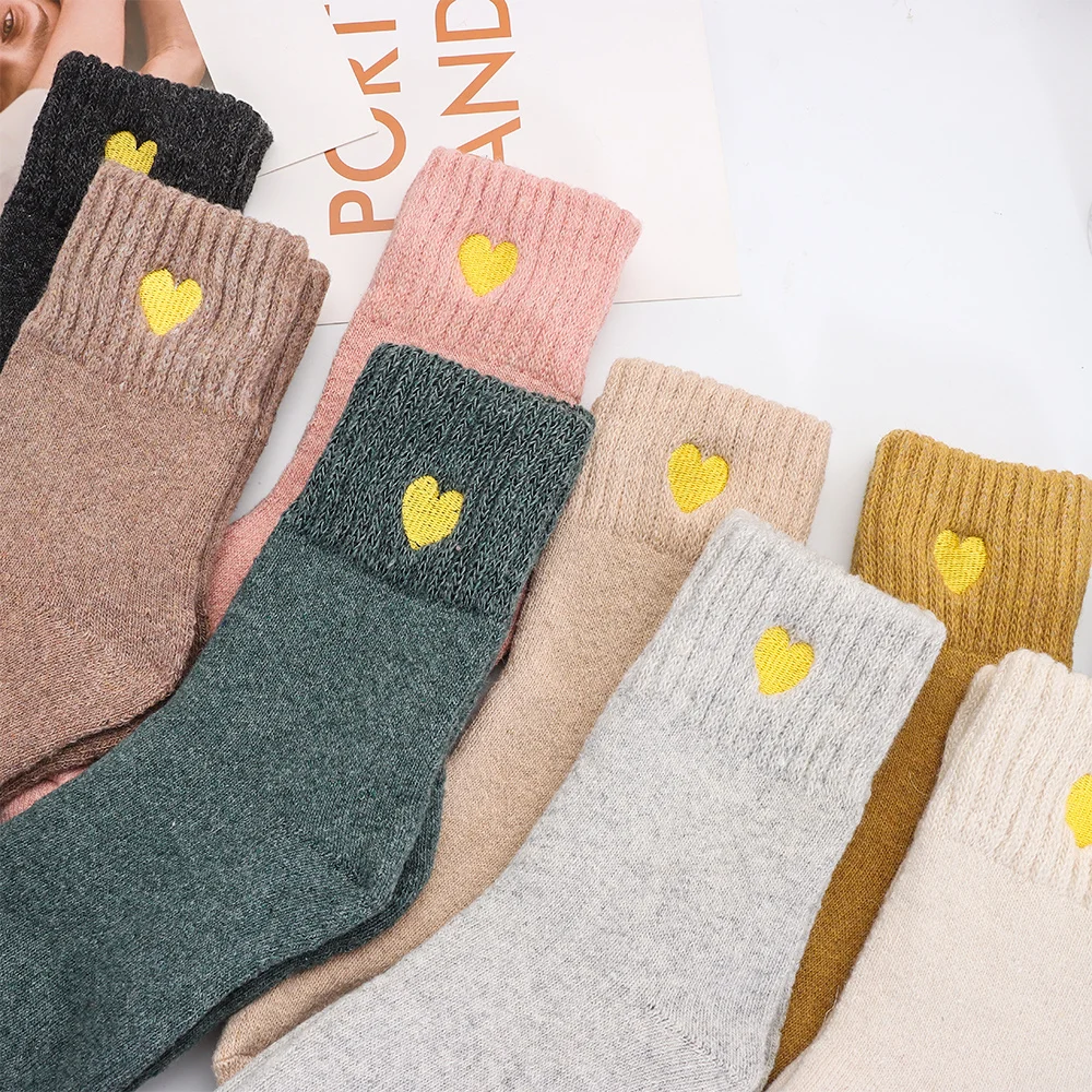 New Autumn and Winter Women's Socks Love Embroidery Cotton Tube Thick Warm Ladies Socks Casual Women's Woman Sox Socks Wholesale
New Autumn and Winter Women's Socks Love Embroidery Cotton Tube Thick Warm Ladies Socks Casual Women's Woman Sox Socks Wholesale