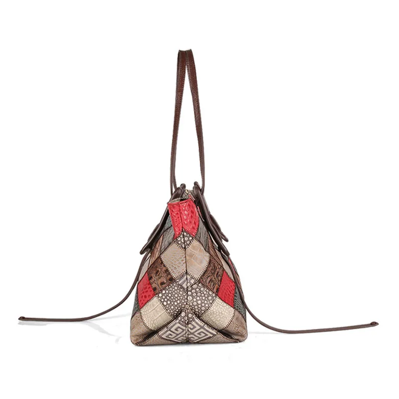 New Genuine Leather One-shoulder big bag tote bag female bag large-capacity new trendy fashion bag high-end portable niche bag
New Genuine Leather One-shoulder big bag tote bag female bag large-capacity new trendy fashion bag high-end portable niche bag