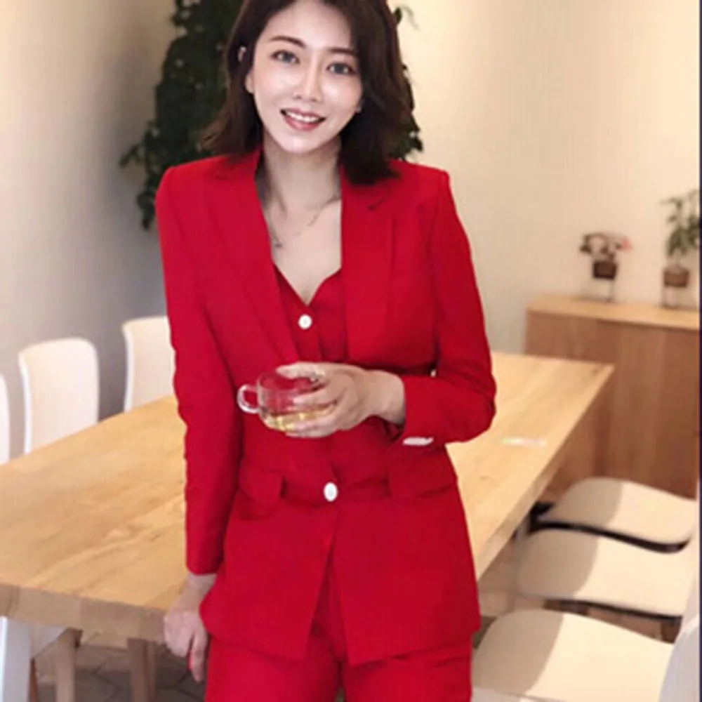 Комплект из 3 предметов Женский, весенний и осенний Новый стильный Повседневный Профессиональный пиджак, Женский облегающий пиджак, жилет, брюки, из трех предметов
Комплект из 3 предметов Женский, весенний и осенний Новый стильный Повседневный Профессиональный пиджак, Женский облегающий пиджак, жилет, брюки, из трех предметов