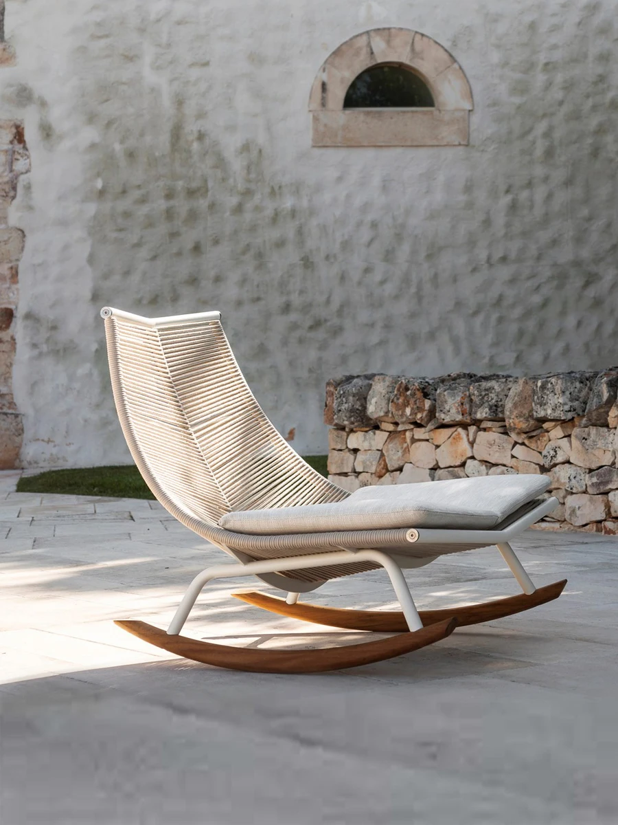Nordic garden balcony leisure small sofa coffee table combination outdoor rattan rocking chair three-piece lazy courtyard
Nordic garden balcony leisure small sofa coffee table combination outdoor rattan rocking chair three-piece lazy courtyard