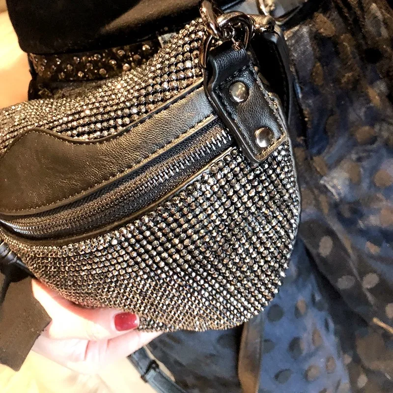 Designer Rhinestone Women Sling Bags Casual Party Crossbody Bags New Street Fashion Silvery Saddle Shoulder Bag Female
Designer Rhinestone Women Sling Bags Casual Party Crossbody Bags New Street Fashion Silvery Saddle Shoulder Bag Female