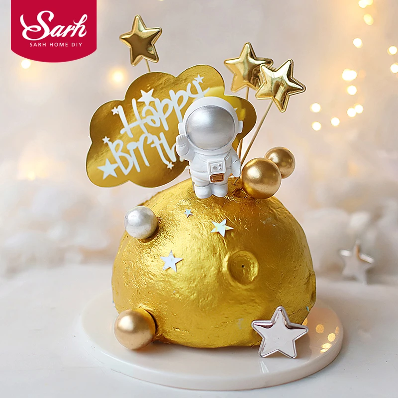 Gold White Cloud Star Moon Spaceship Astronaut Baking Happy Birthday Cake Topper Baby Shower Boy Girl Love Gift 
Gold White Cloud Star Moon Spaceship Astronaut Baking Happy Birthday Cake Topper Baby Shower Boy Girl Love Gift