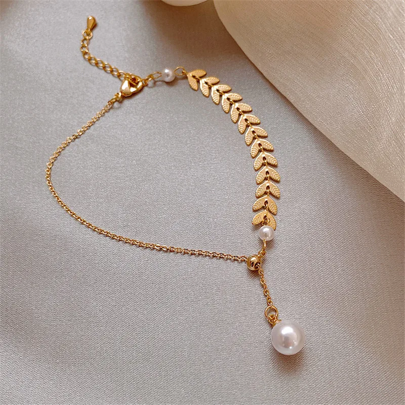 

2021 New Fashion Women's Elegant Romantic Wheat Ear Leaf Pearl Bead Pendant Necklace Simple Grain Pearl Pendant Clavicle Chain