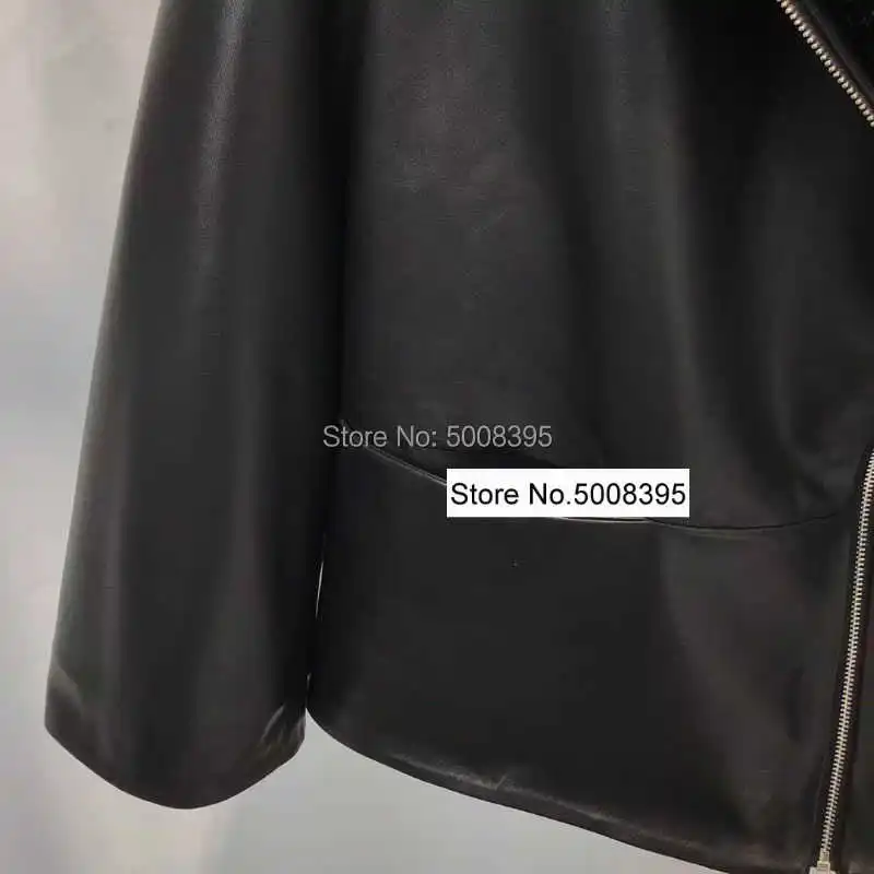 Black annecy cropped reversible leather jacket Faux Fur Lining Zipper Front Short Oversized Coats 2021FW
Black annecy cropped reversible leather jacket Faux Fur Lining Zipper Front Short Oversized Coats 2021FW