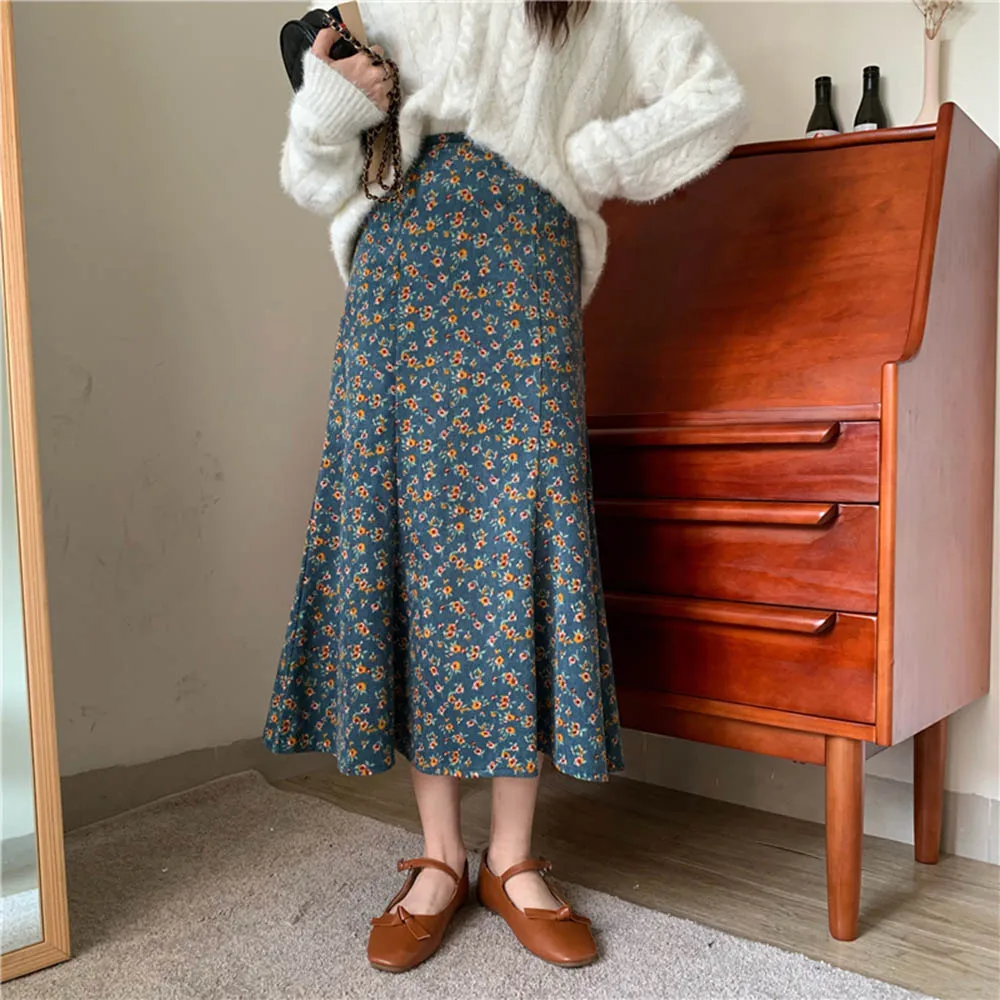 2021 Corduroy Fishtail Skirt Autumn New Korean Style High Waist Slimming Mid-length Floral A-line Skirts For Women Sweet Style
2021 Corduroy Fishtail Skirt Autumn New Korean Style High Waist Slimming Mid-length Floral A-line Skirts For Women Sweet Style