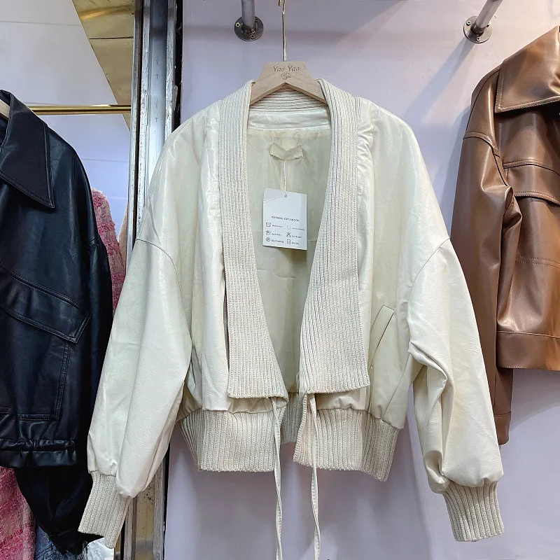 Beige Khaki Black Screw Thread Knitted Patchwork Women Faux Leather Coat Lace Up Autumn Casual V-neck Long Sleeve Biker Jacket
Beige Khaki Black Screw Thread Knitted Patchwork Women Faux Leather Coat Lace Up Autumn Casual V-neck Long Sleeve Biker Jacket